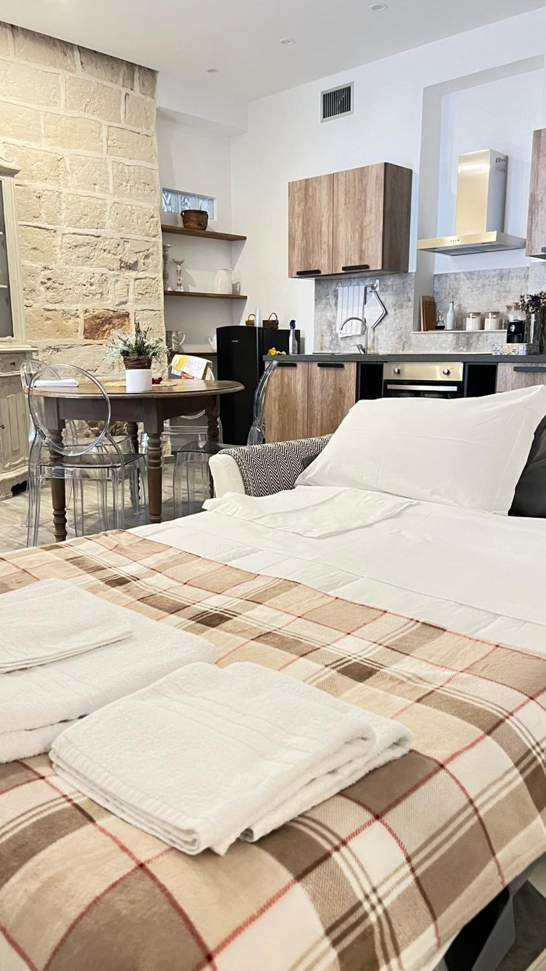 Dimora Donna Vitalia Apartments Trapani Extérieur photo