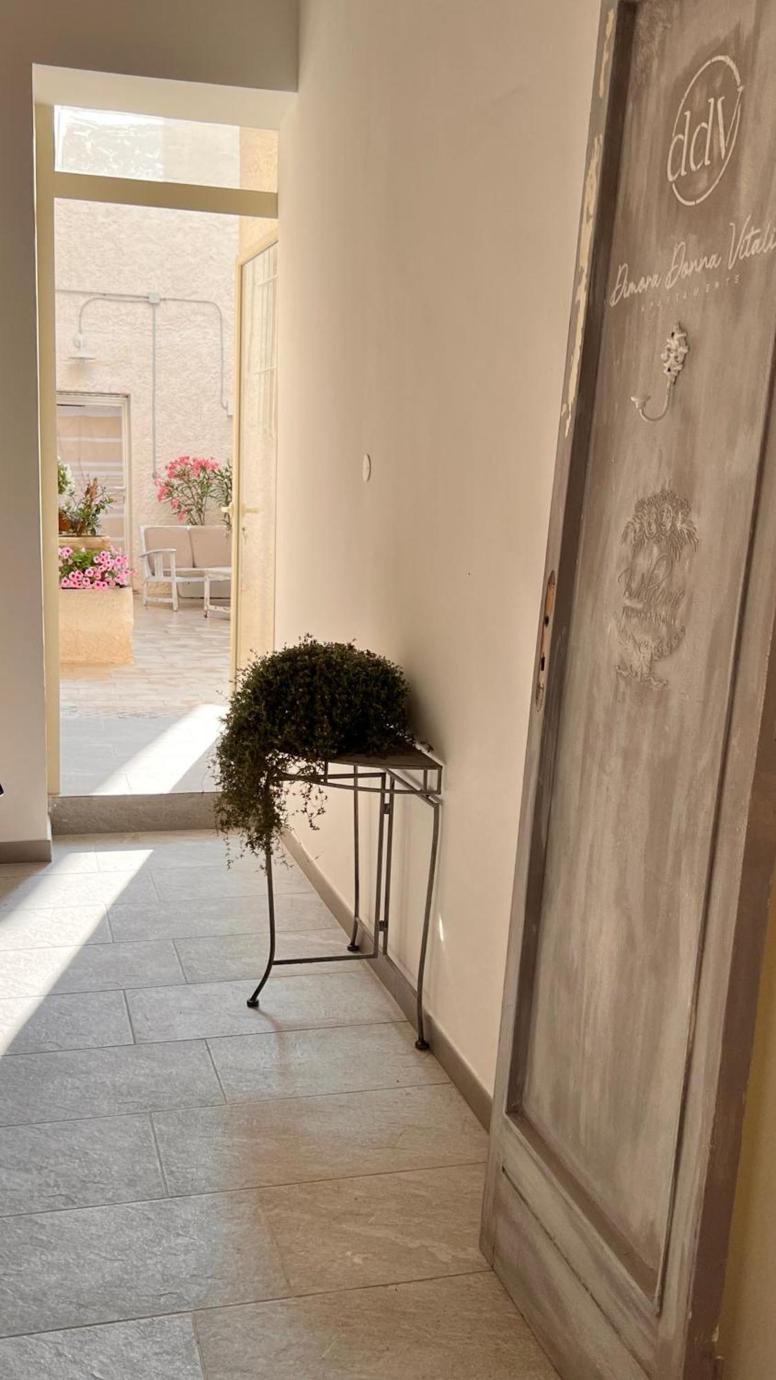Dimora Donna Vitalia Apartments Trapani Extérieur photo